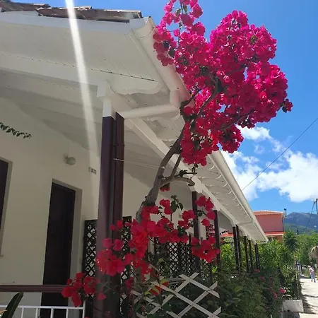 Daglas Seaside Studios Nydri  Exterior photo